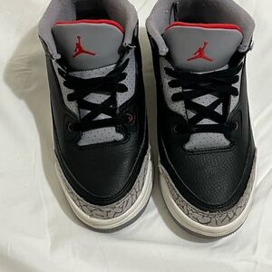 Jordan 3 Retro Black Cement Kids Black and Gray Sneakers Boys Size 1 Youth
